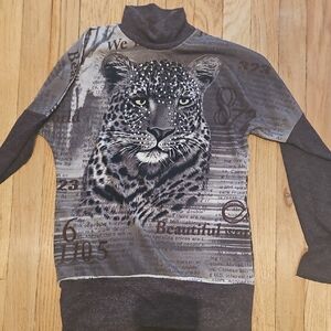 Womens  Turtleneck Sweater with Leopard Design - Black and Gray